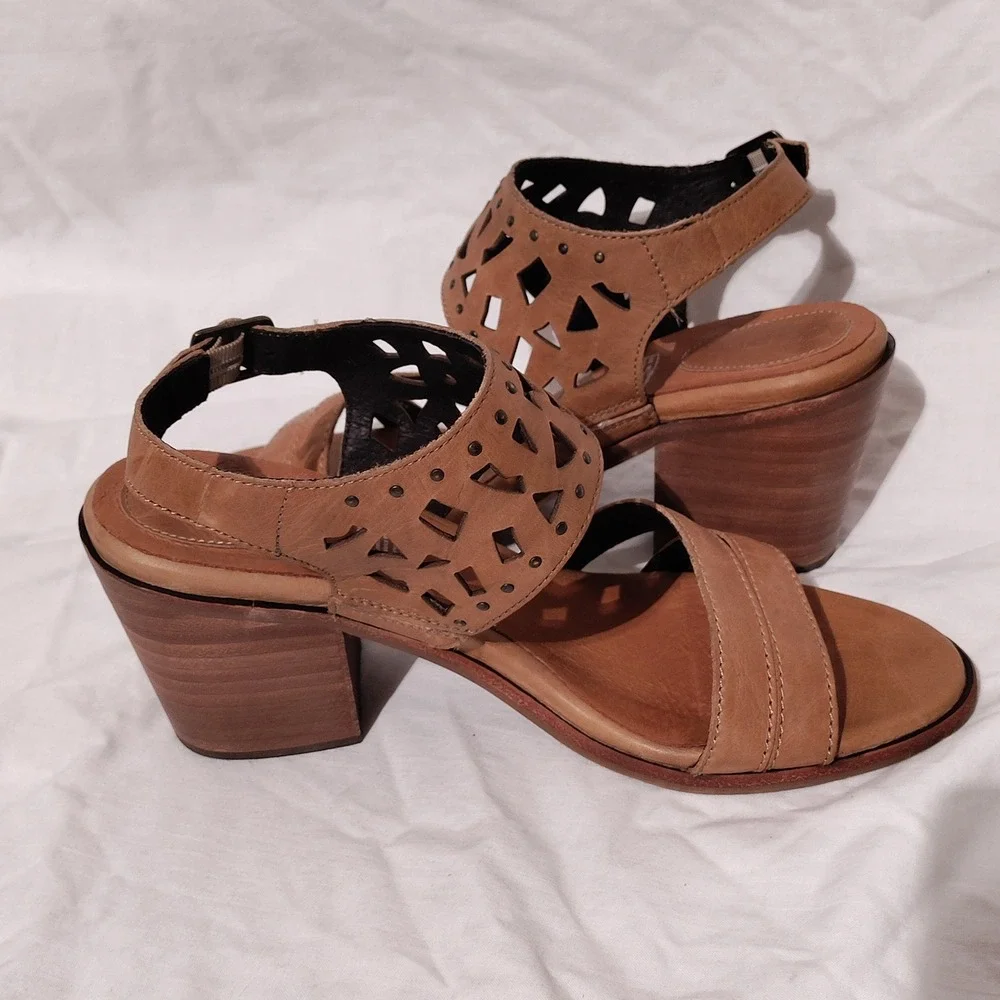 Ariat leather sandals